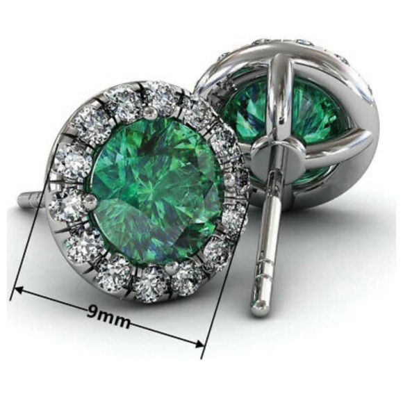 New Sterling silver Stud Emerald Earrings - Picture 2 of 2